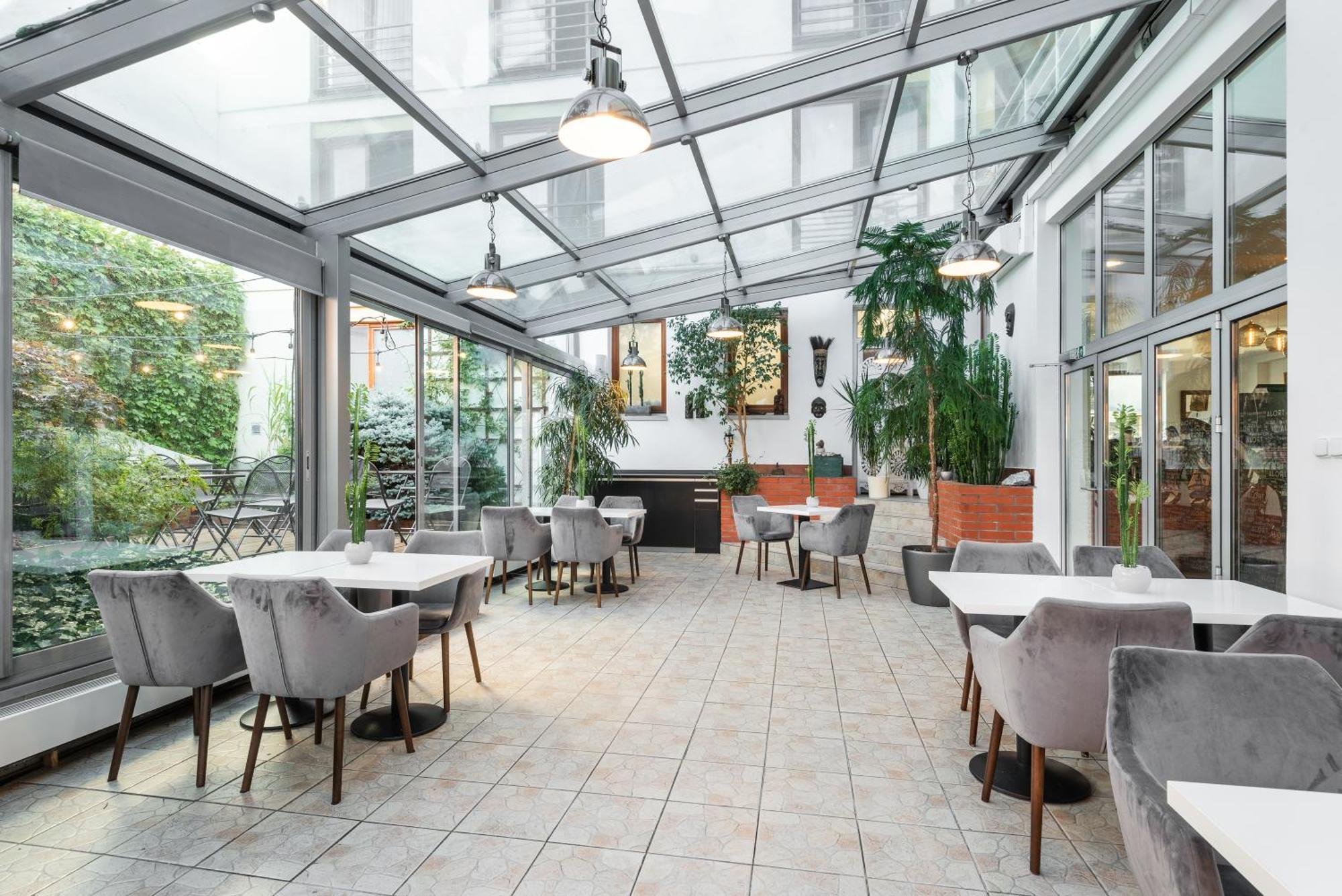 Hotel Troja Πράγα Εξωτερικό φωτογραφία