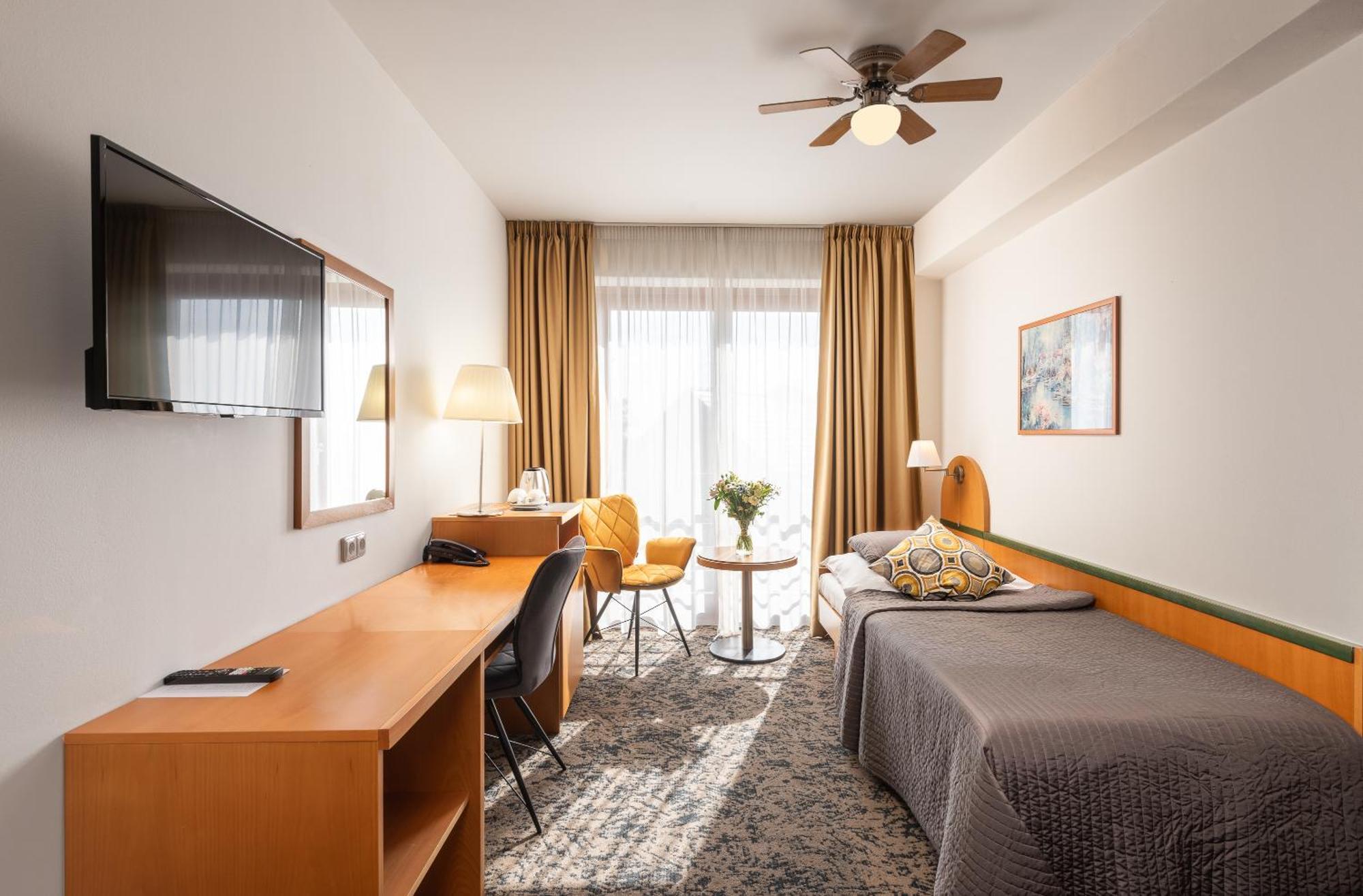 Hotel Troja Πράγα Εξωτερικό φωτογραφία