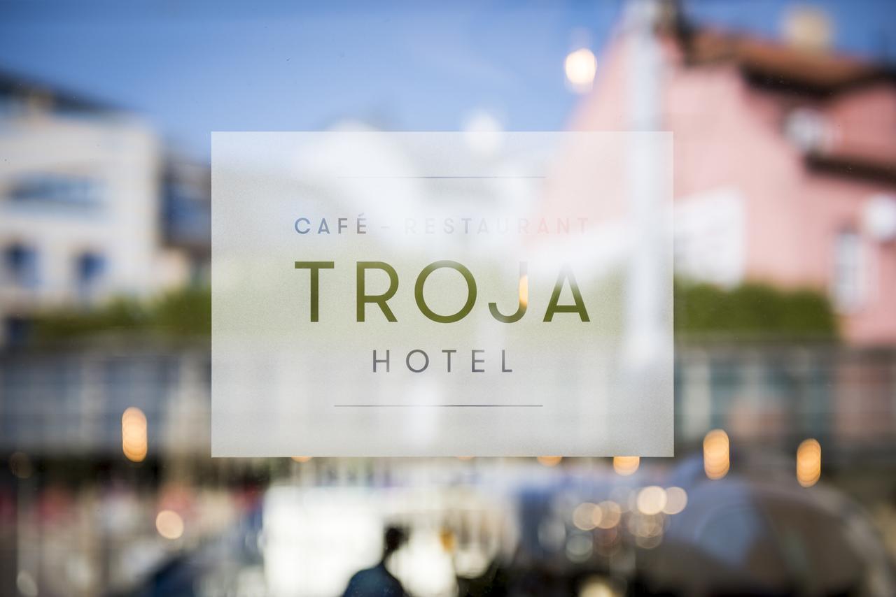 Hotel Troja Πράγα Εξωτερικό φωτογραφία